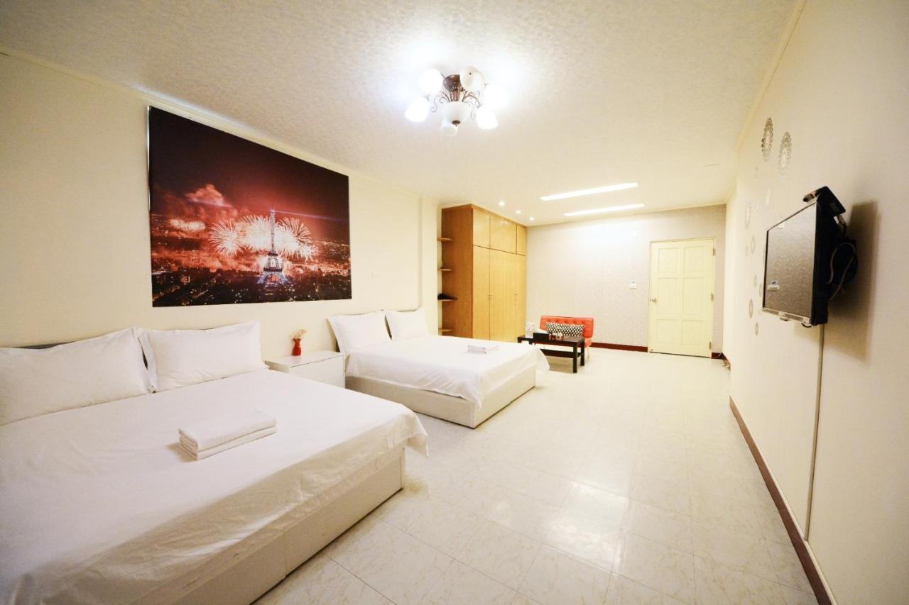Appartement Ariyoshi Ya à Tainan Extérieur photo