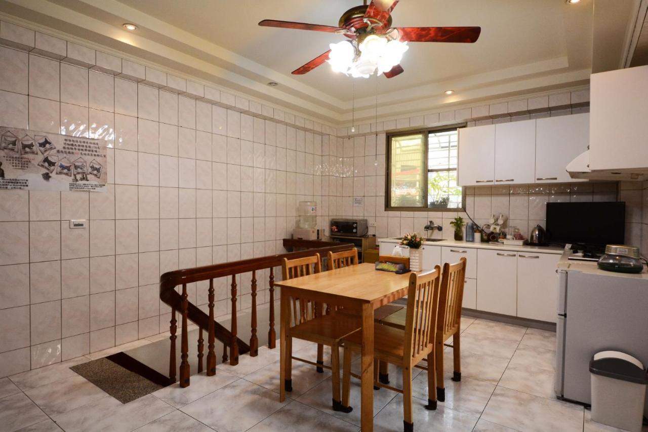Appartement Ariyoshi Ya à Tainan Extérieur photo