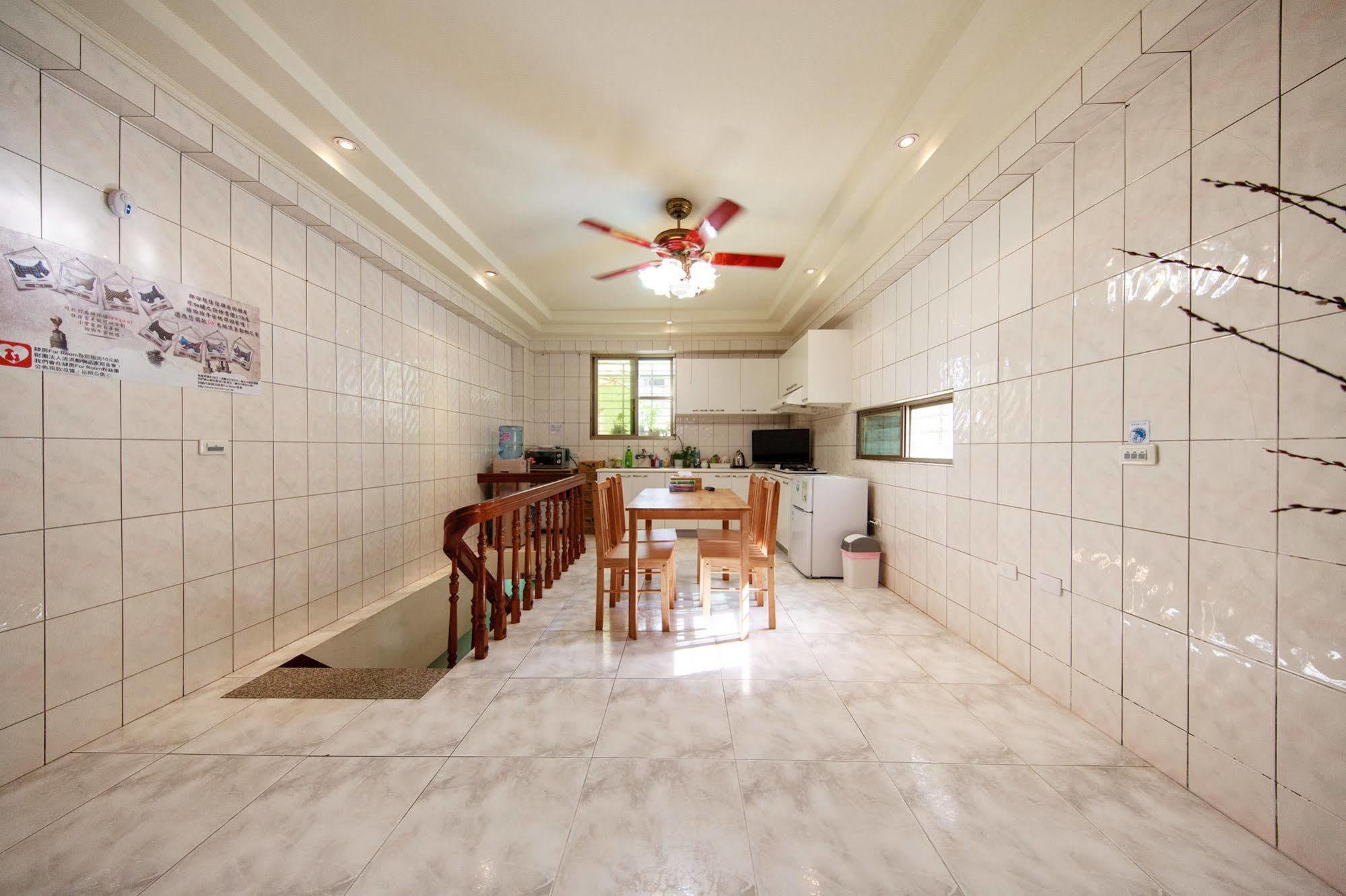 Appartement Ariyoshi Ya à Tainan Extérieur photo