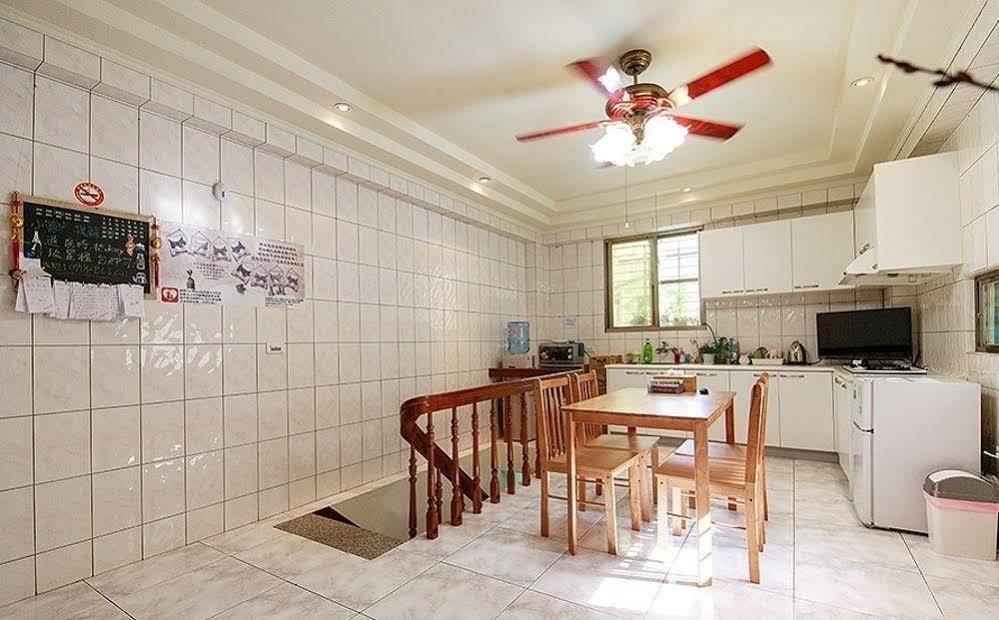 Appartement Ariyoshi Ya à Tainan Extérieur photo